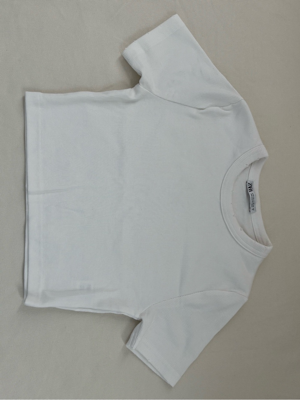 Zara Cropped Ribbed T-Shirt - Picture 5 of 7